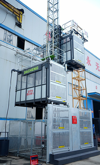 SC120-Single-Cage-Material-Hoist01